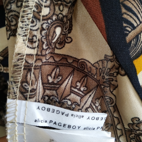 Vintage Novelty Baroque luxury shirt - Picture 5 of 6